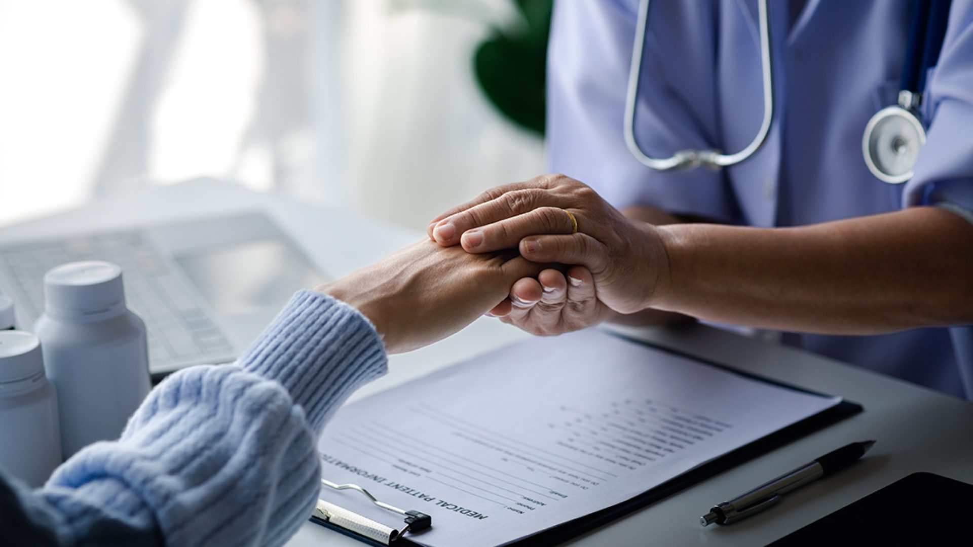 Reajuste abusivo: o que fazer quando o plano de saúde tenta te forçar a cancelar?